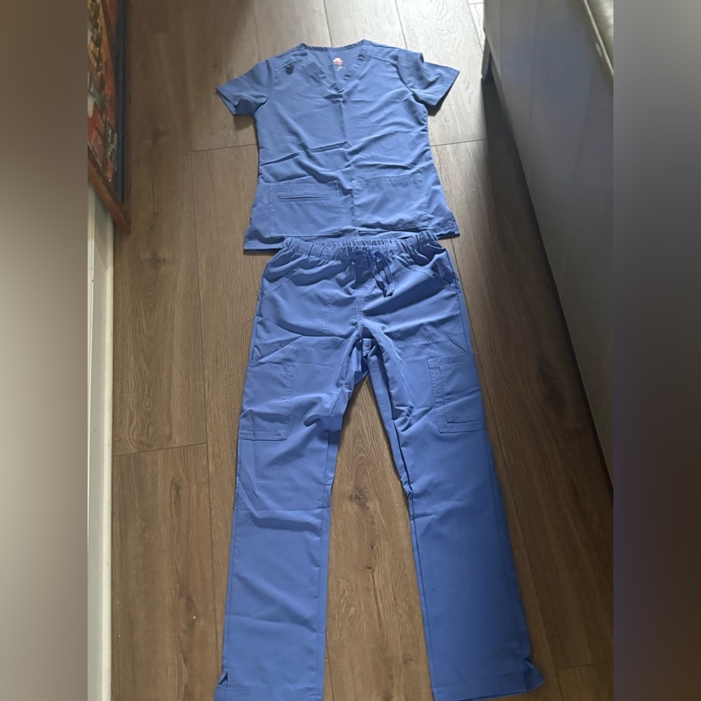 Women's Straight-Leg Medical Scrub Pants in Periwinkle Blue